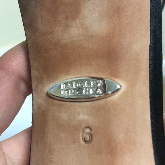 Badgley Mischka- Bartley ankle strap heel size 6 - Picture 4 of 7